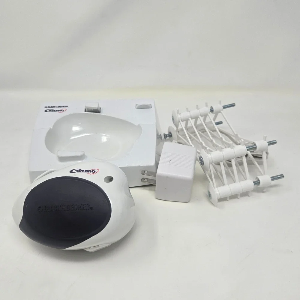Black & Decker Gizmo Cordless Can Opener White EM200‎ EM100 with Charging Base